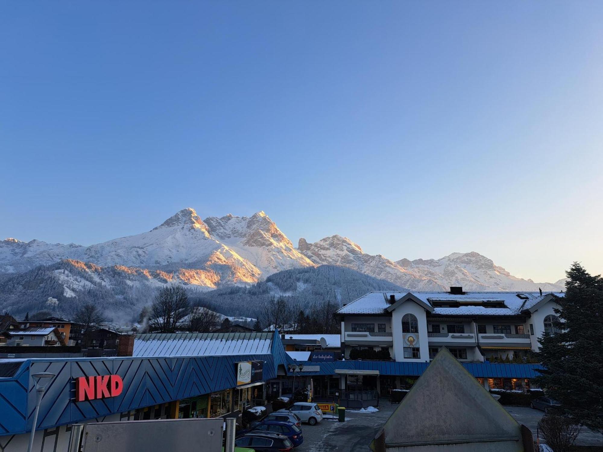 Gesa'S & Tom'S Stadtappartement Saalfelden Exteriér fotografie